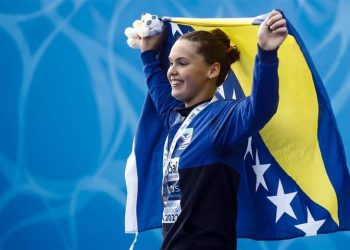 Lana Pudar je juniorska europska prvakinja na 100 metara delfin stil  VIDEO