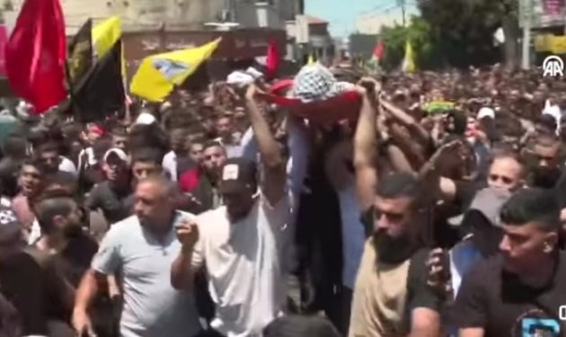 Jenin: Hiljade Palestinaca na dženazi deset sugrađana ubijenih u izraelskim napadima