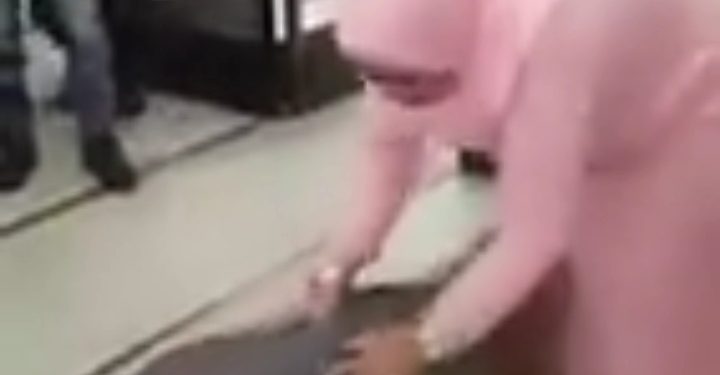 Emotivan susret majke i kćerke nakon  13 godina VIDEO