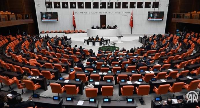 Velika narodna skupština Turkiye objavila zajedničku deklaraciju kojom se osuđuje genocid u Srebrenici
