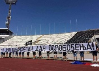 Sramota FK Partizan, transparent veličanja genocida “oslobađanje Srebrenice”