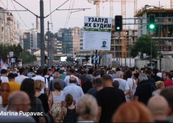 U Beogradu održan 11. protest “Srbija protiv nasilja”, građani blokirali Gazelu