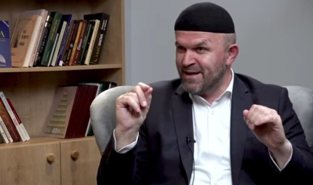 Različiti načini klanjanja ne utiču na ispravnost namaza VIDEO