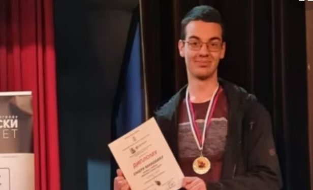 Kako je Omer uspeo biti prvi student na Oksfordu iz Sandžaka, svi pomogli ali ne i Vlada
