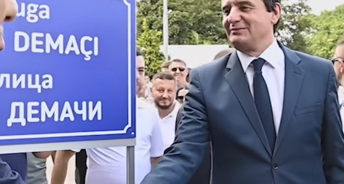 Kurti u Skoplju prisustvovao ceremoniji dodjele naziva ulici “Adem Demaći”, zatim posjetio Tetovo VIDEO