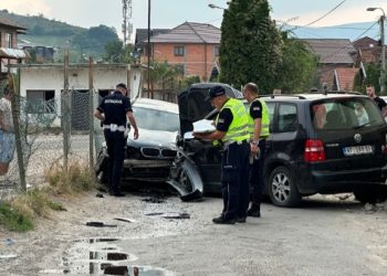 U Novom Pazaru se dogodila saobraćajna nesreća, učestvovala tri auta i svi povređeni