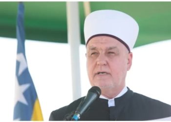 Reisu-l-ulema Kavazović održao hutbubu Gradačcu: Ostanimo budni stražari, oko Bosne opet razne spletke