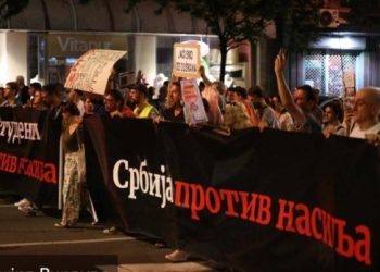 Nastavljen protest Srbija protiv nasilja, ispred RTS-a uzvikivali “Ostavke”