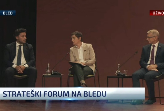 Kurti i Brnabićka imali duel na Bredskom strateškom forumu VIDEO