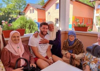 BiH: Jusuf Nurkić i Dino Rađa u Potočarima