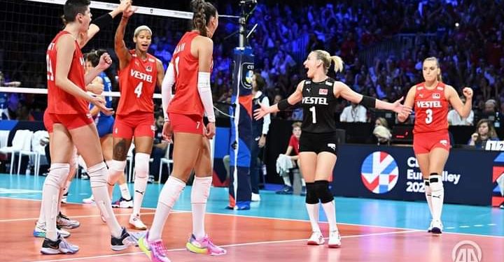 Odbojkašice Turkiye su šampioni Evrope, pobjedile Srbiju u finalu