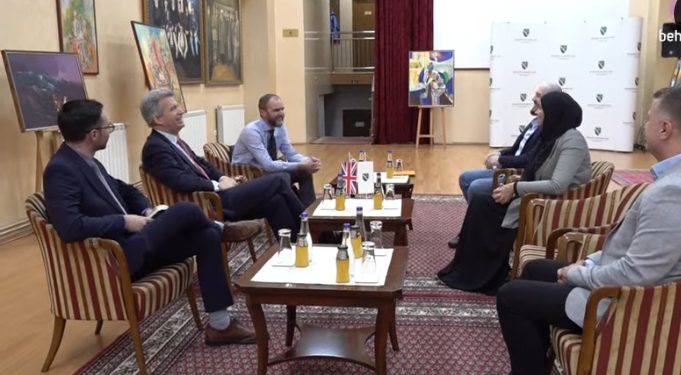 Britanski ambasador posjetio BNV i upoznao se sa položajem i pravima Bošnjaka u Srbiji