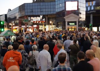 U nekoliko gradova održan protest “Srbija protiv nasilja”: Karavan slobode kreće iz Niša