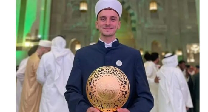 Hafiz Mustafa Sinanović osvojio 4. mjesto na svjetskom takmičenju hifza Kur’ana u Mekki