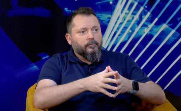 Dodik zaprijetio Schmidtu hapšenjem ako udje u RS, Bursać mu poručio: Budi od riječi i uhapsi ga