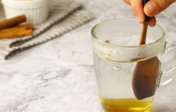 Svako jutro prije doručka pijte vodu sa cimetom i medom, riješićete nekoliko problema