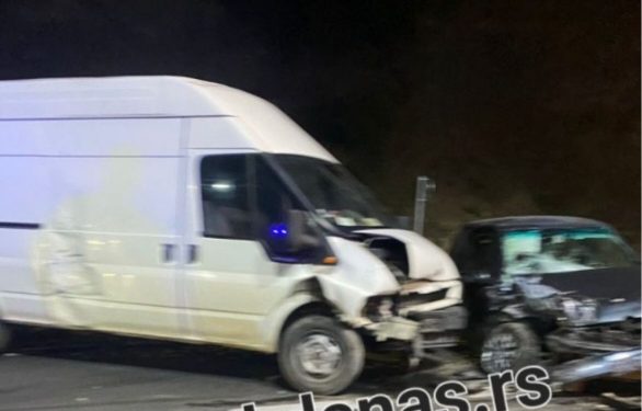 Teška saobraćajna nesreća na putu Novi Pazar- Raška, više lica povređeno VIDEO