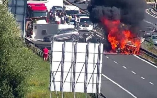 U teškoj saobraćajnoj nesreći kod Ljubljane stradale tri osobe VIDEO