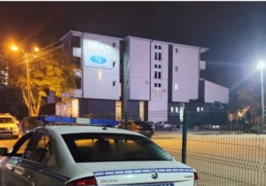 Poznat razlog pokušaja ubistva Tarika H. od strane kolege Veljka M., povređeni prebačen u KC Kragujevac