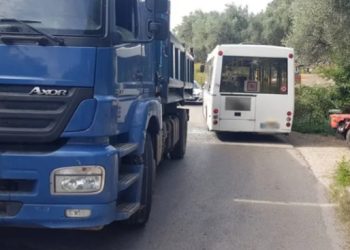 Sudar kamiona kojim je upravljao E.D. iz Tutina i autobusa A.N. iz Rožaja