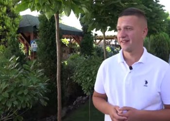 Saladin Radetinac sredio sopstveno dvorište, pa postao najpoznatiji baštovan u Novom Pazaru  VIDEO