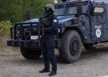U terorističkom napadu na kosovsku policiju u selo Banjska, jedan policajac poginuo. Kurti i Osmani osudili ubistvo