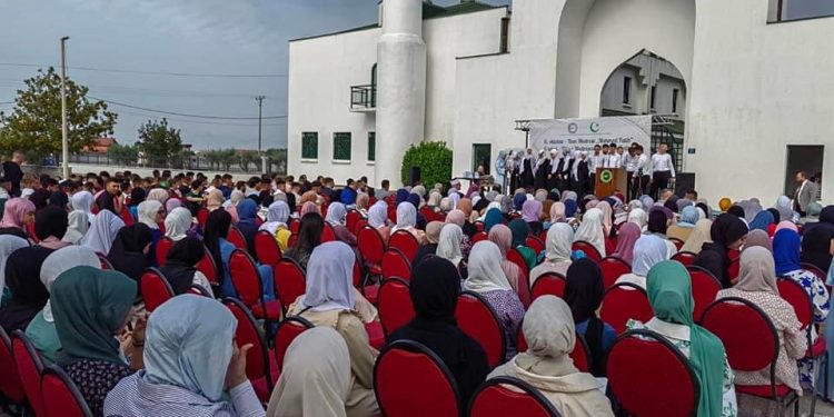 Rožaje: Petnaest godina Medrese “Mehmed Fatih” – školu do sada završilo 670 učenika i učenica