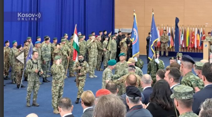 U Prištini izvršena primopredaja, general-major Ulutaš novi komandant snaga NATO na Kosovu
