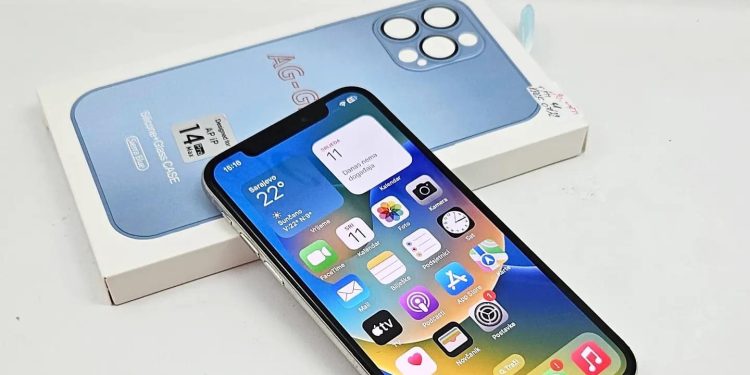 Zašto nije dobro koristit mobilni telefon prije spavanja VIDEO