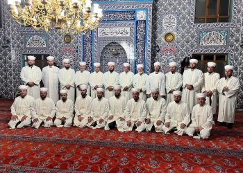 Rožaje: Dijanet iz Turske darivao rožajskim imamima ahmedije i džubbeta