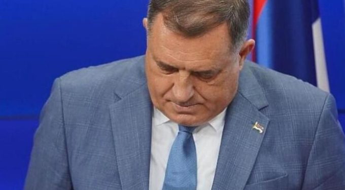 Danas počinje sudski proces protiv Dodika i Lukića zbog nepoštivanja odluka Schmidta