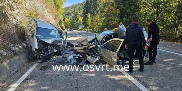 Teška saobraćajna nesreća na putu Rožaje-Berane