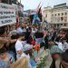 Beograd: Velik broj građana da podršku narodu Palestine na Trgu Republike