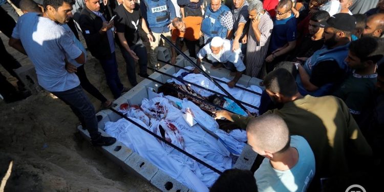 Gaza: Dženaza članovima porodice novinara Al  Jazeere – Dahdouha