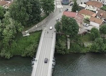 Ribari na reci Lim “upecali” pun džak oružja