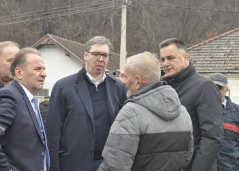 SDP na listi Aleksandra Vučića, sa ukradenom rečenicom Đinđića “Srbija ne sme da stane”