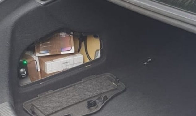 Velika zaplena na Brnjaku u Audi vlasnika S.E. iz Novog Pazara, 40 Ajfona