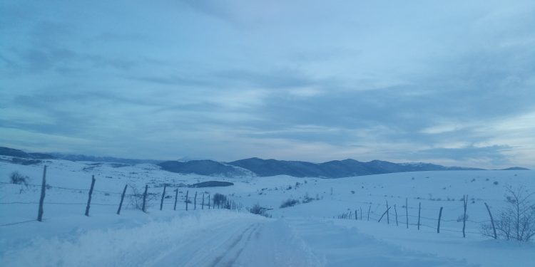 Predstoji nam ledeni vikend, u većini mjesta se očekuje snježni pokrivač