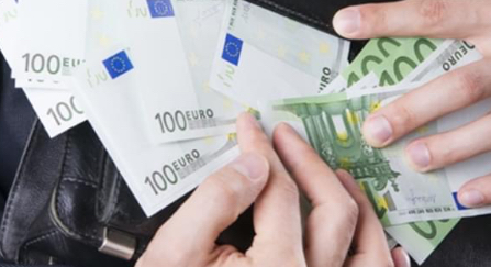 Lopovi upali u kuću, vezali staricu pa opljačkali 10.000 eura i nakit