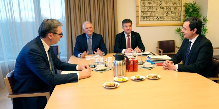 Evropski sporazum prihvatili Kosovo i Srbija, Vučić čeka da prođu izbori