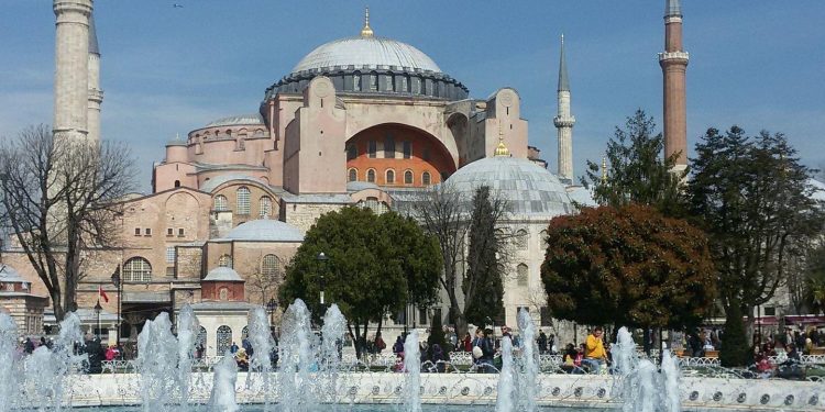 Turska: Širom zemlje bojkot robe izraelskog porijekla: agencije, opštine i univerziteti