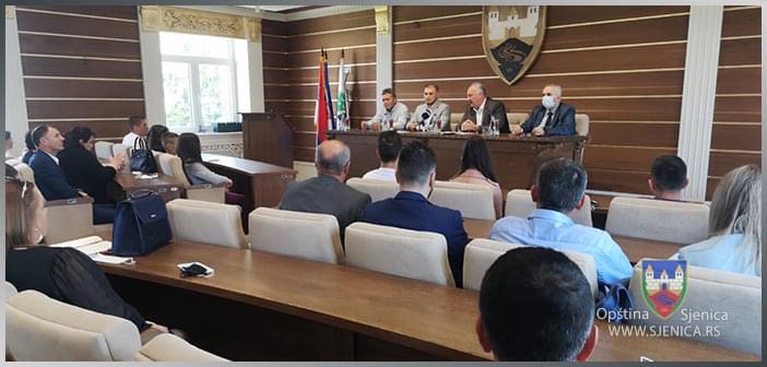 Nakon 10 dana od imenovanja Hazba Mujovića na čelu SDA Sjenice, na pomolu promjena vlasti