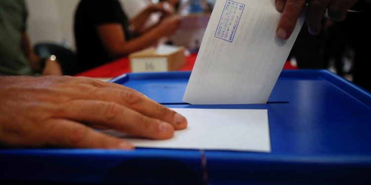 Pravo glasa na parlamentarnim izborima ima  i dijaspora, prijava do 25. novembra u konzulatima