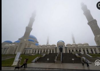 Velika džamija Nur Sultan u Astani, najveća u Centralnoj Aziji  VIDEO