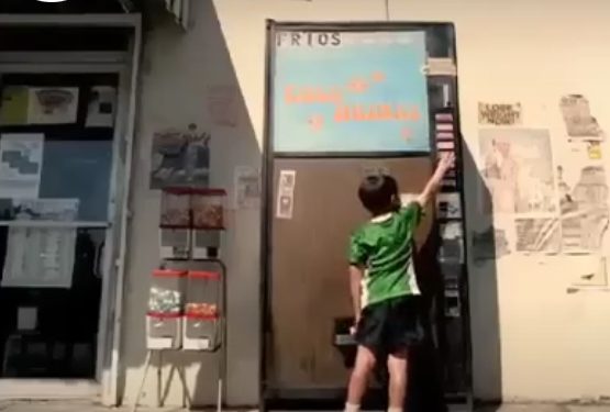 Reklama dječaka koji neće da pije Koka-Kolu postala hit na internetu
