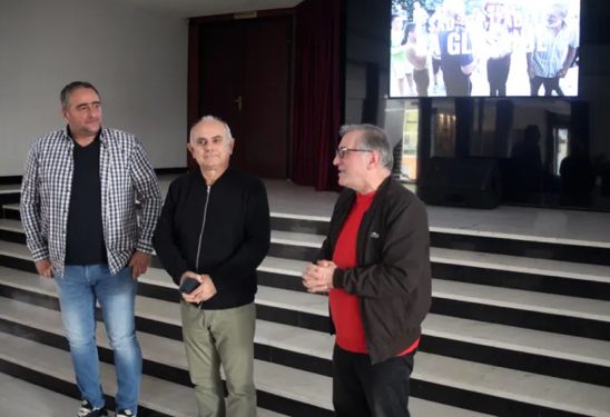 Novi Pazar: Prikazan film “A sad da izađete na izbore”, koji prikazuje kupovinu glasova
