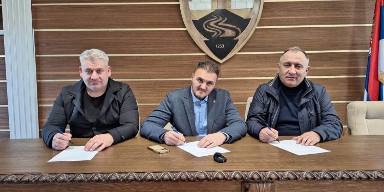 Potpisan sporazum o suradnji SDA, SDP I GG u Sjenici, nova skupštinska većina
