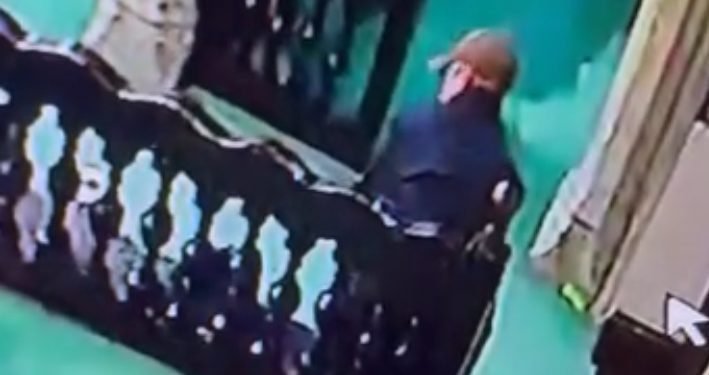 Lopov krao dok su vjernici klanjali jaciju-namaz