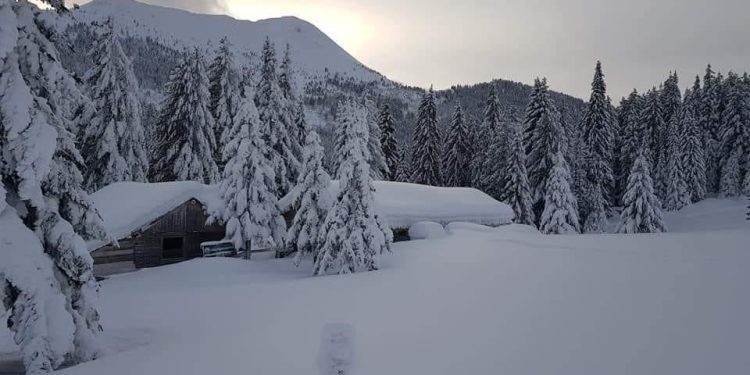 Jutros kalendarski počela zima, danas najkraći dana