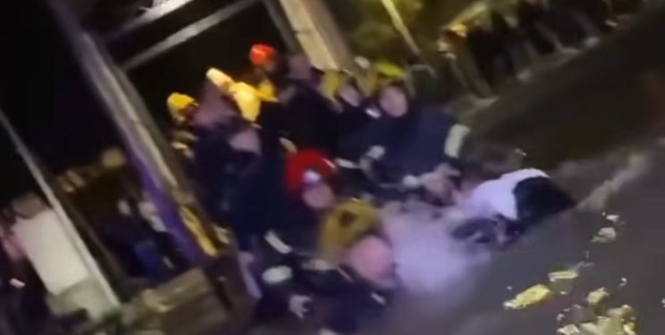 Potonuo splav u Beogradu, ljudi plivali u hladnoj vodi VIDEO